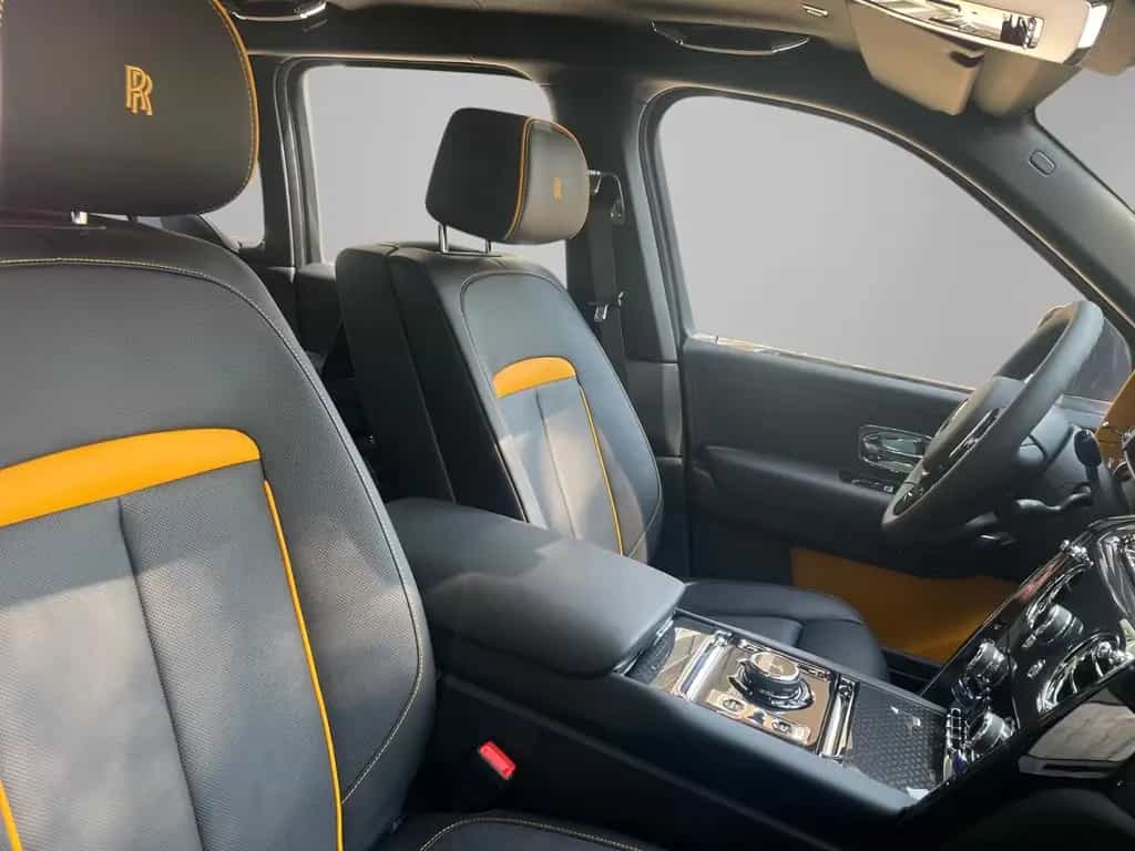 Rolls-Royce Cullinan Black Badge / Shooting Star null-photo-20