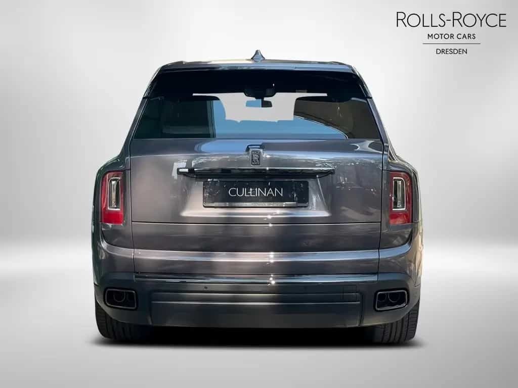 Rolls-Royce Cullinan Black Badge / Shooting Star null-photo-22