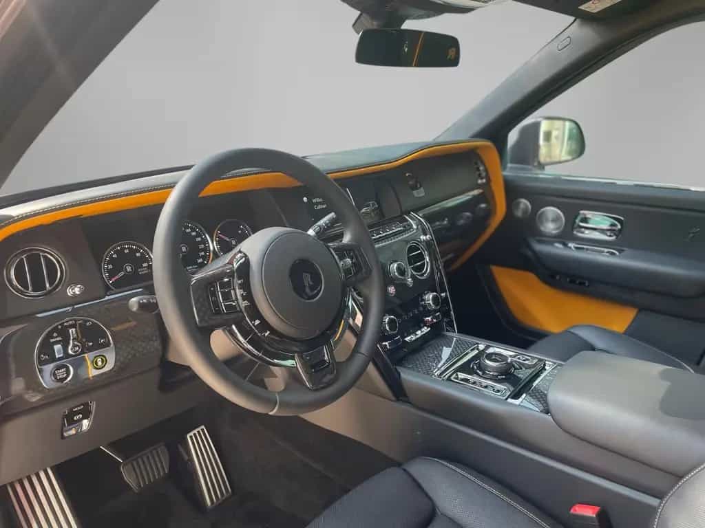 Rolls-Royce Cullinan Black Badge / Shooting Star null-photo-8