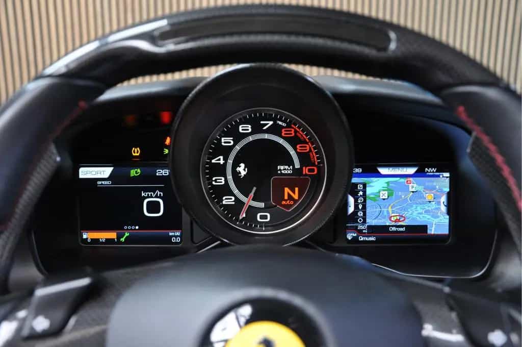 Ferrari F8 Spider 3.9 V8 HELE Daytona Seats Passengerdis 06/2021-photo-14