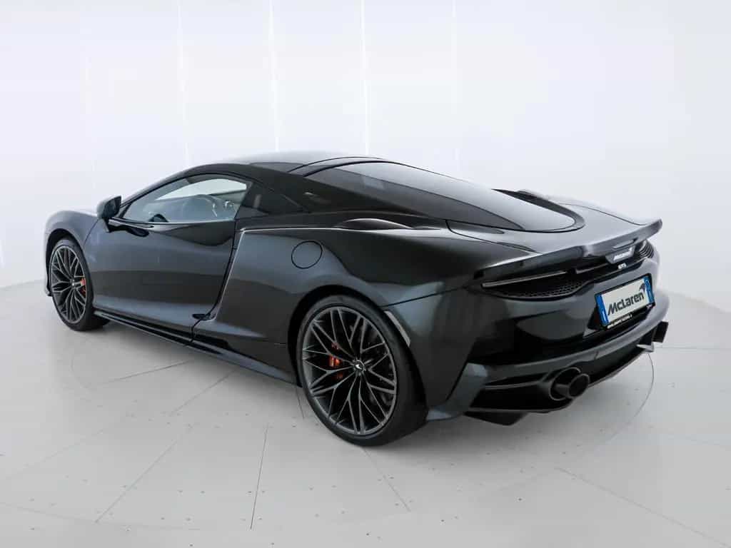McLaren GTS - McLaren Milano 12/2025-photo-3