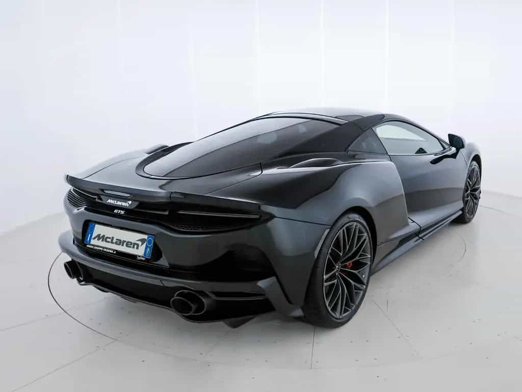 McLaren GTS - McLaren Milano 12/2025-photo-5