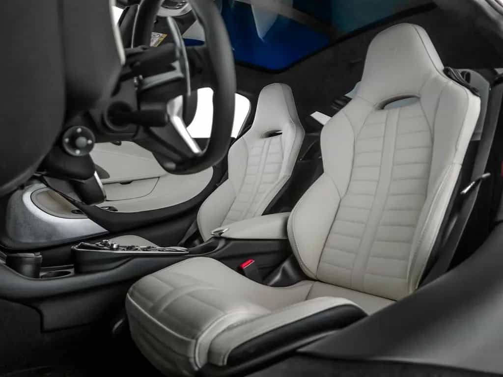 McLaren GTS - McLaren Milano 12/2025-photo-7