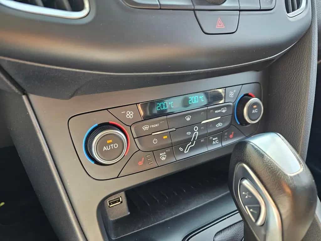 Ford Focus Turnier 1.5i EcoBoost Business | Aut. | 06/2018-photo-9