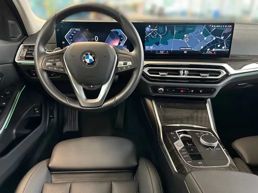 BMW 320 d xDrive Touring   Standheizung,Panoramadach 06/2023-photo-10
