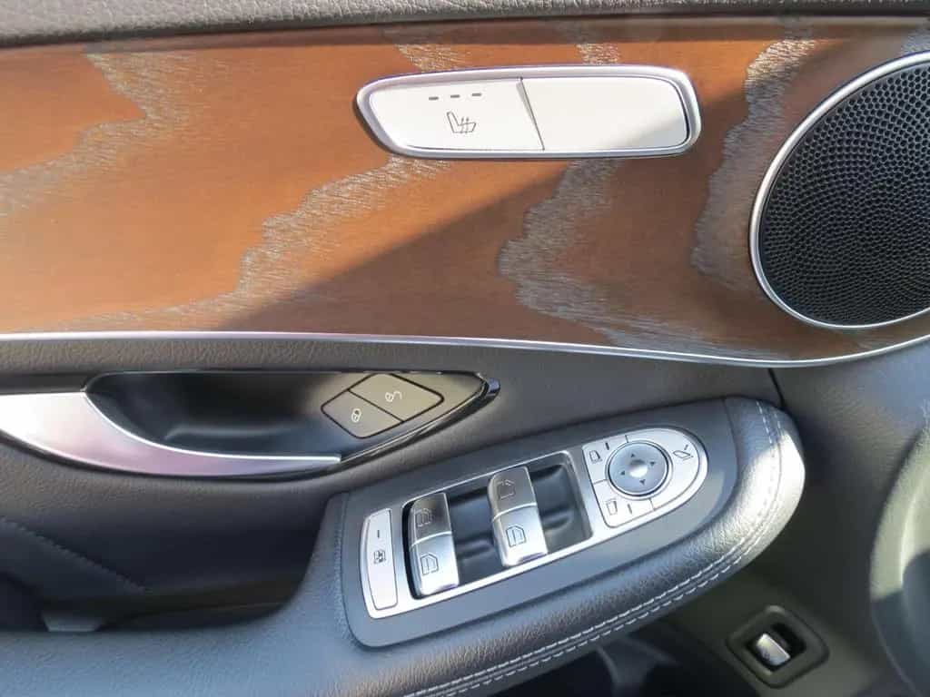 Mercedes-Benz GLC 250 GLC 250 4Matic Edition 1 AMG-Line  Leder 04/2018-photo-14