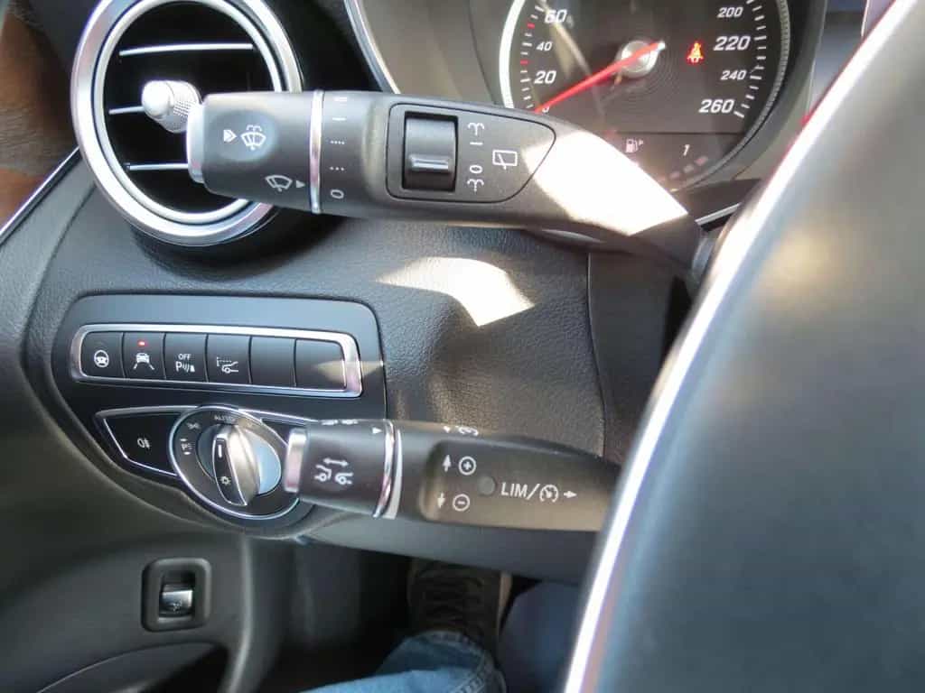 Mercedes-Benz GLC 250 GLC 250 4Matic Edition 1 AMG-Line  Leder 04/2018-photo-24