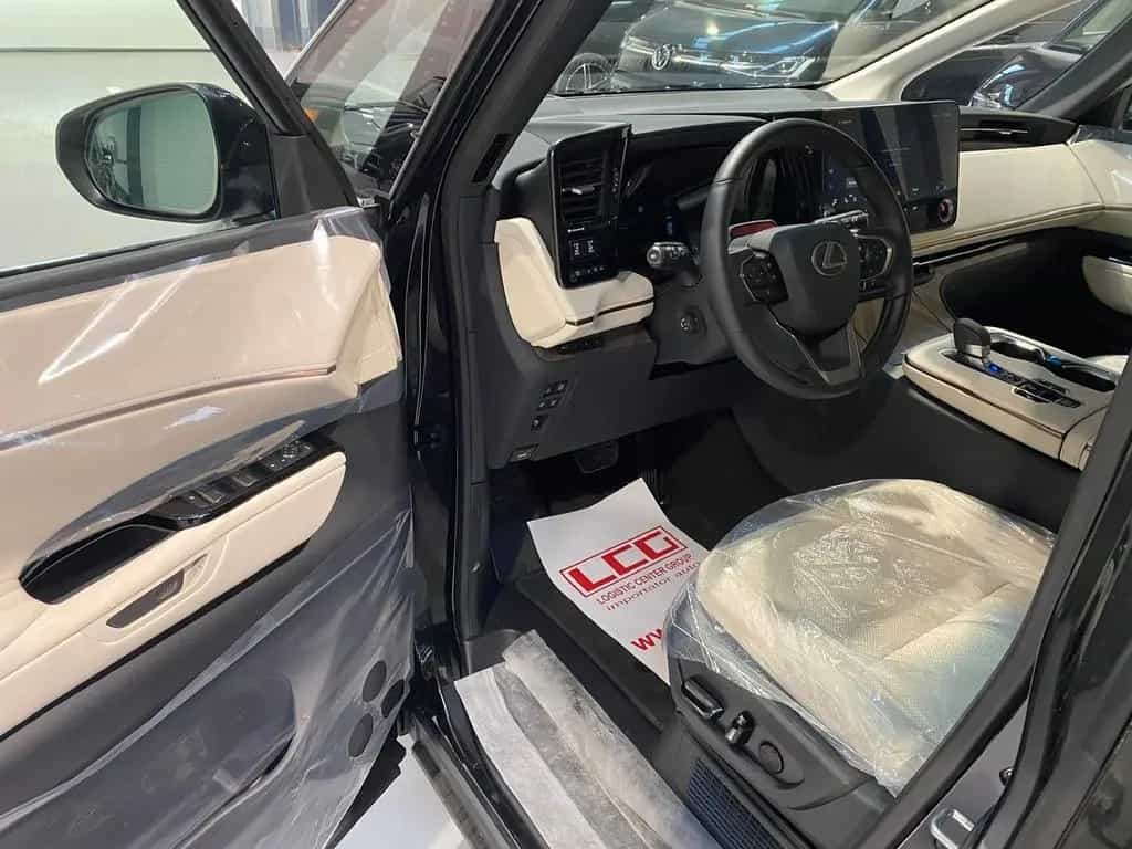 Lexus LM 350h Executive 99.000 eur Netto null-photo-8