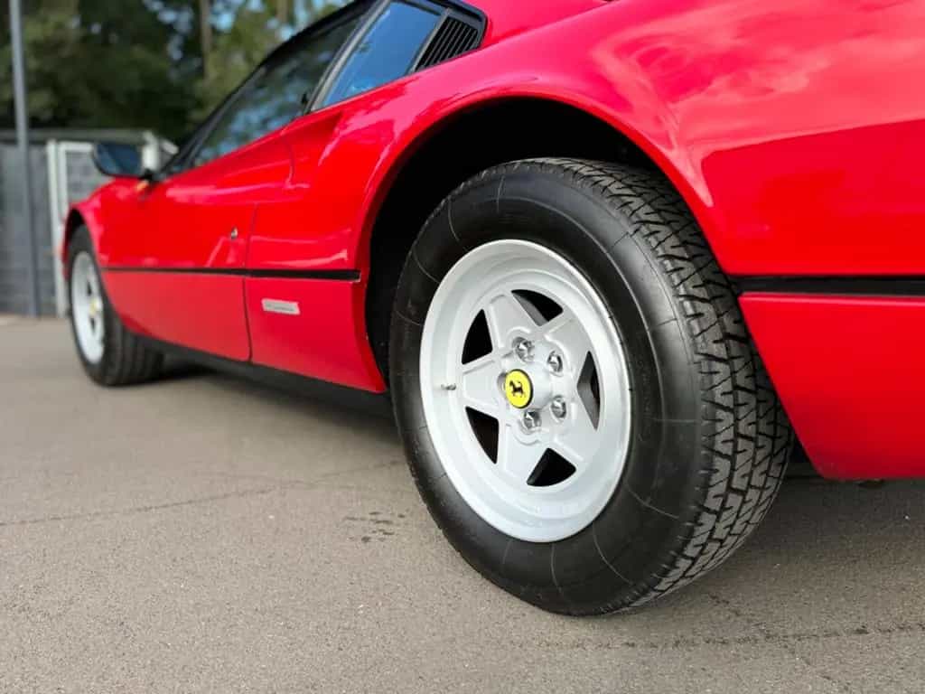 Ferrari 308 GTB QUATTROVALVOLE*1/ 748*PERFEKTE HISTORIE* 03/1984-photo-9