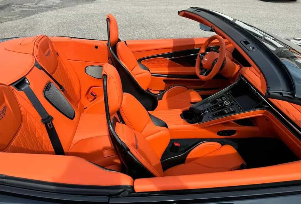 Aston Martin V8 Volante 09/2024-photo-5