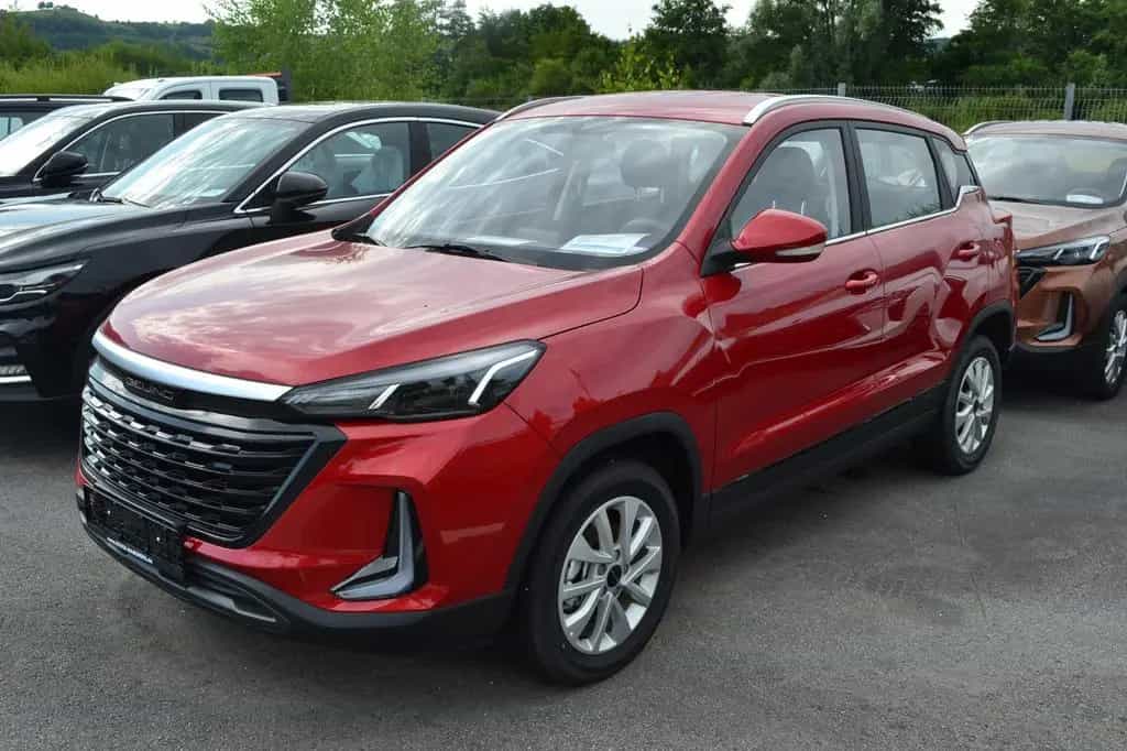 BAIC Beijing X35 1.5 T LED-Scheinw. 05/2023-photo-0