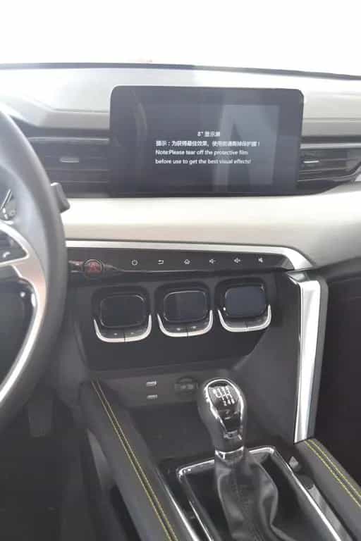 BAIC Beijing X35 1.5 T LED-Scheinw. 05/2023-photo-4