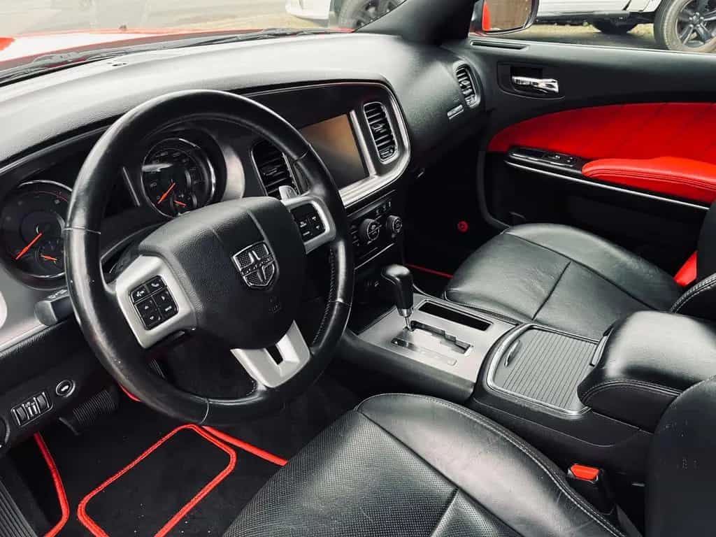 Dodge Charger 5,7 V8 R/T*PDC*KAMERA*NAVI*LEDER*XENON*GARANTIE* 12/2014-photo-28