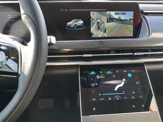 BAIC Beijing X75 Beijing BAIC X75°PANORAMA°SSD°LEDER°KEYLESS°360° null-photo-13