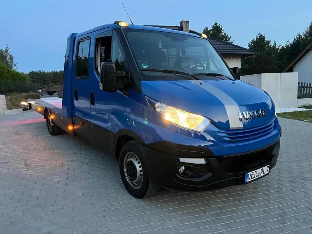 Iveco Daily 2.3 D Schlepper KLIMA 7 Pers. TÜV 10/26 06/2018-photo-13