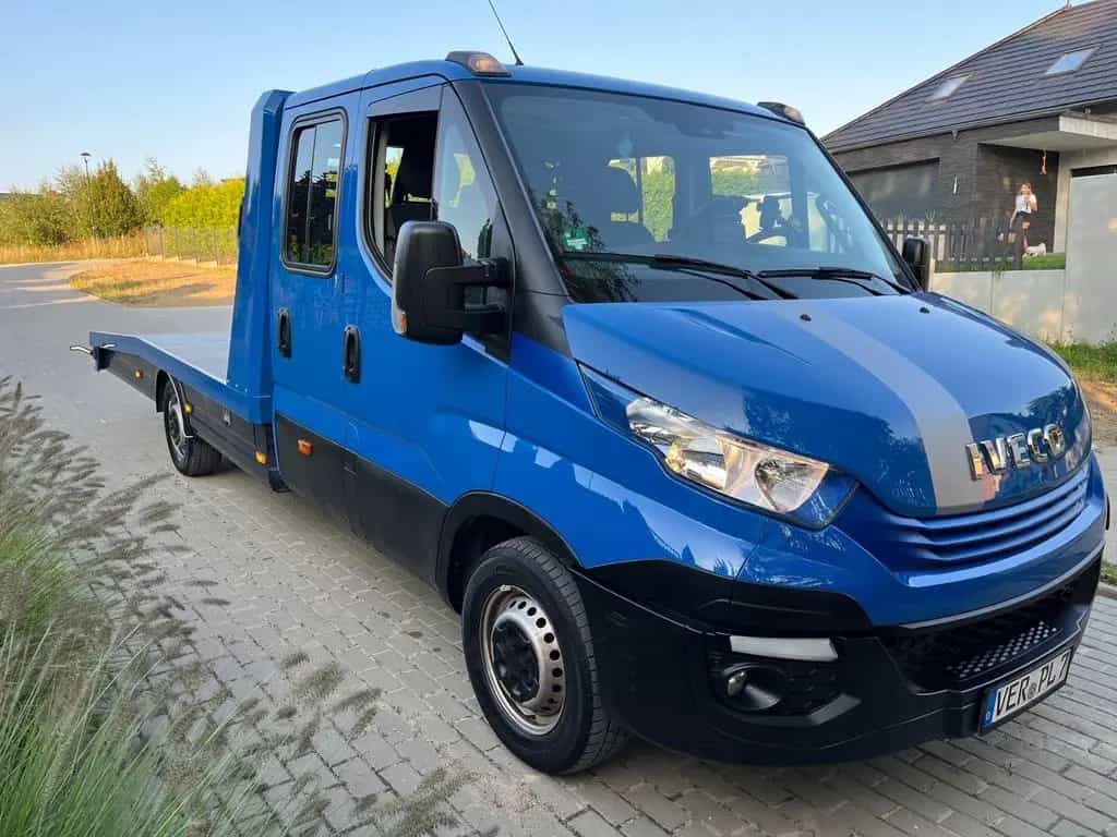 Iveco Daily 2.3 D Schlepper KLIMA 7 Pers. TÜV 10/26 06/2018-photo-16