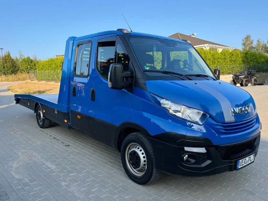 Iveco Daily 2.3 D Schlepper KLIMA 7 Pers. TÜV 10/26 06/2018-photo-4