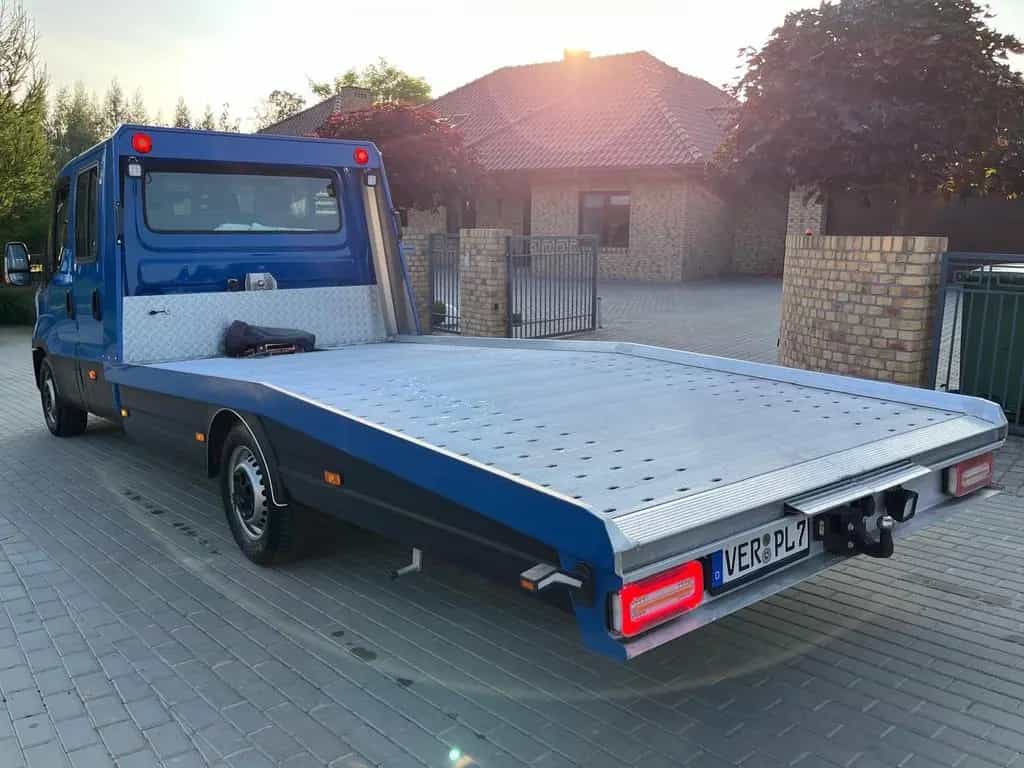 Iveco Daily 2.3 D Schlepper KLIMA 7 Pers. TÜV 10/26 06/2018-photo-5