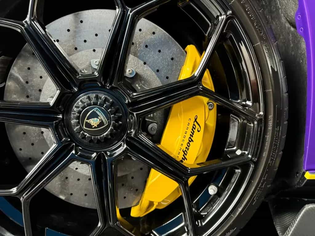 Lamborghini Aventador Ultimae Roadster 1 of 250- Full carbon 06/2022-photo-13