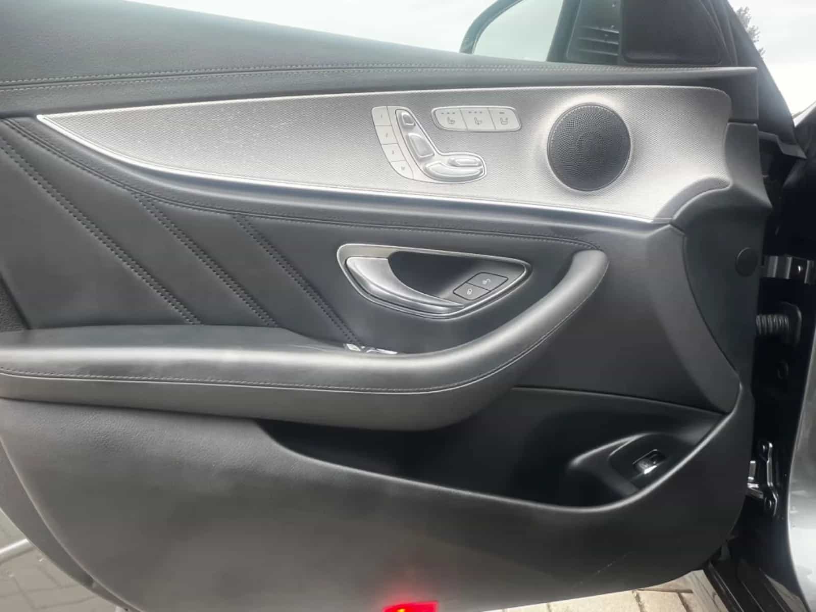 Mercedes-Benz E-Class 63 AMG 08/2019-photo-11