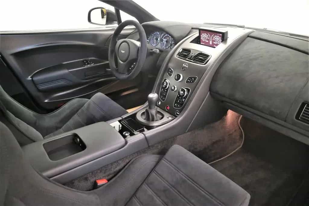 Aston Martin V8 Vantage GT8 12/2018-photo-6