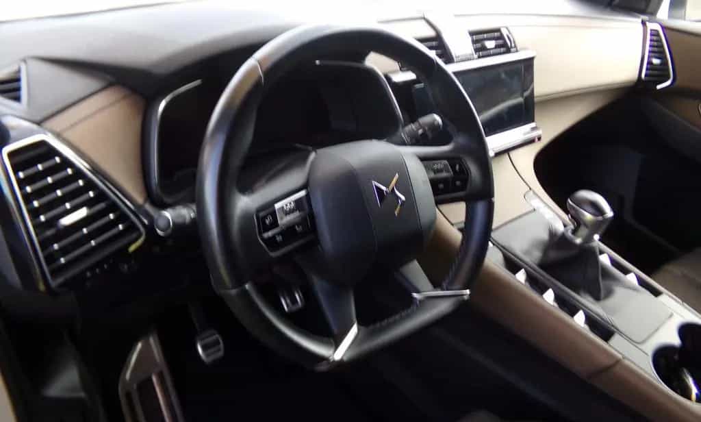 DS Automobiles DS7 (Crossback) Be Chic NAVI*SHZ*METALLIC 06/2019-photo-9