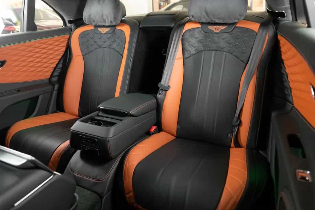 Bentley Flying Spur S V8 - Naim, Diamond Quilting 07/2025-photo-22