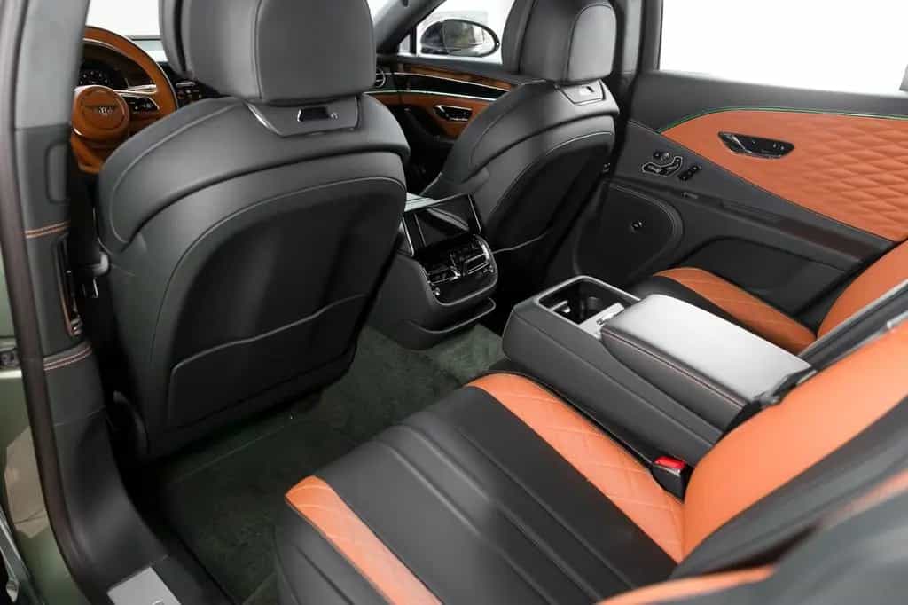 Bentley Flying Spur S V8 - Naim, Diamond Quilting 07/2025-photo-23
