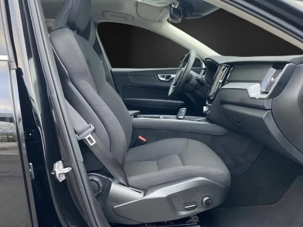Volvo XC60 ALLRAD Hybrid VollLED*Navi*Kamera*DAB*1Hand 06/2021-photo-10