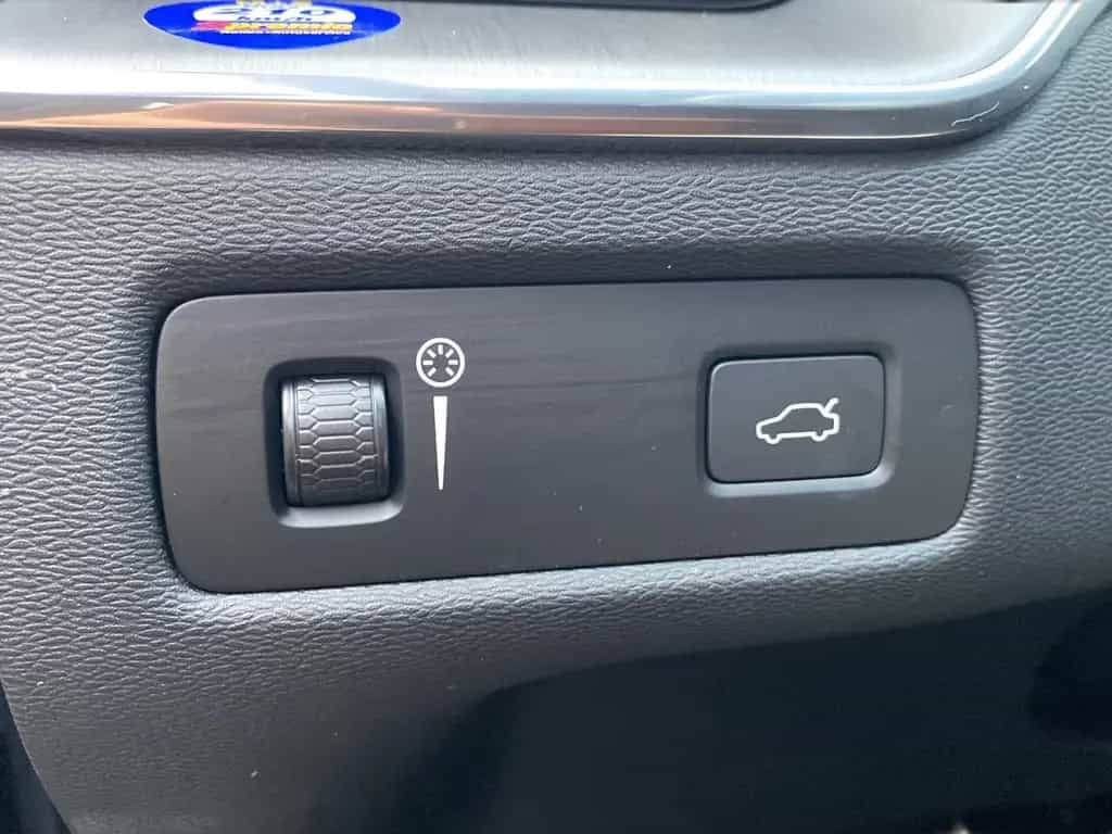 Volvo XC60 ALLRAD Hybrid VollLED*Navi*Kamera*DAB*1Hand 06/2021-photo-19