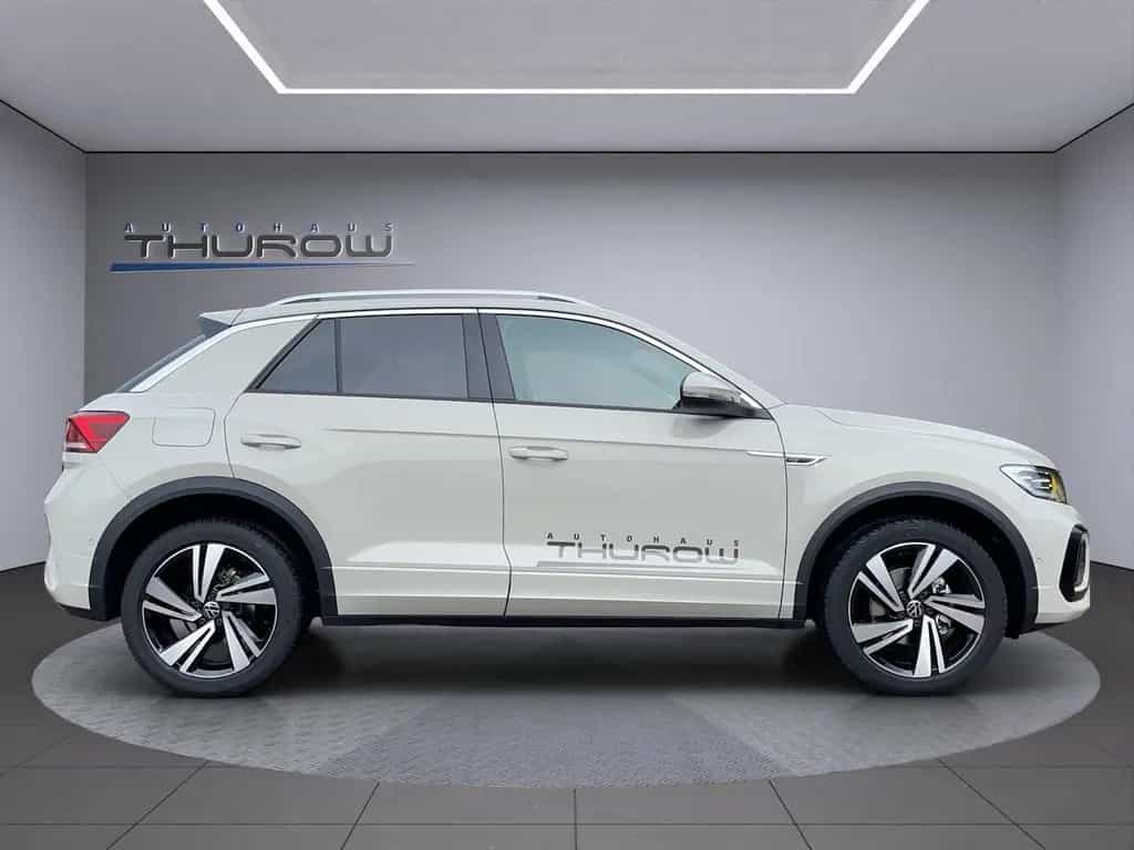 Volkswagen T-Roc 1.5 TSI R-Line DSG LED APP Connect SH ACC 06/2024-photo-4
