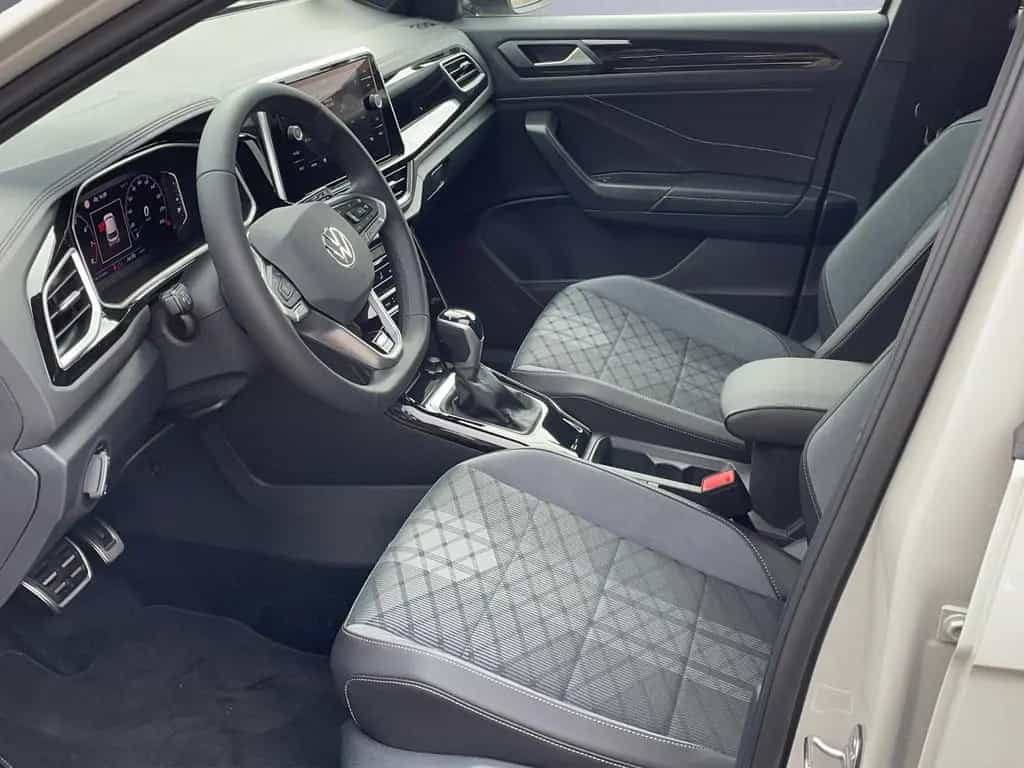 Volkswagen T-Roc 1.5 TSI R-Line DSG LED APP Connect SH ACC 06/2024-photo-5