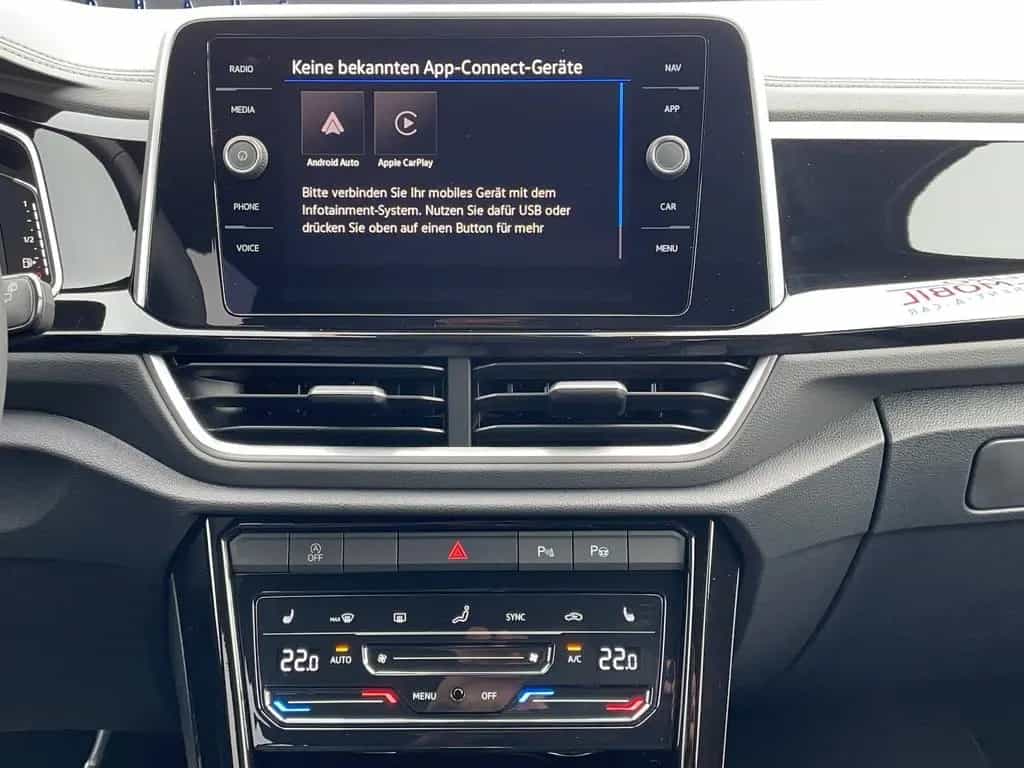 Volkswagen T-Roc 1.5 TSI R-Line DSG LED APP Connect SH ACC 06/2024-photo-9