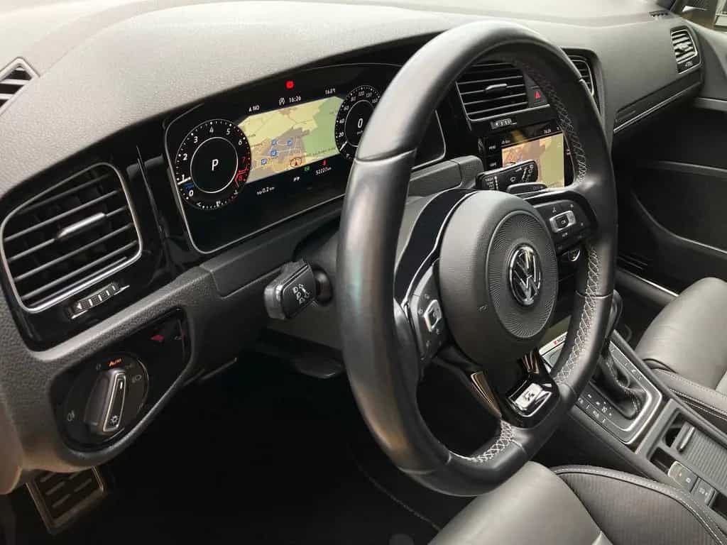 Volkswagen Golf VII R  4Motion/Akrapovic/Navi/R-Performance 09/2019-photo-13