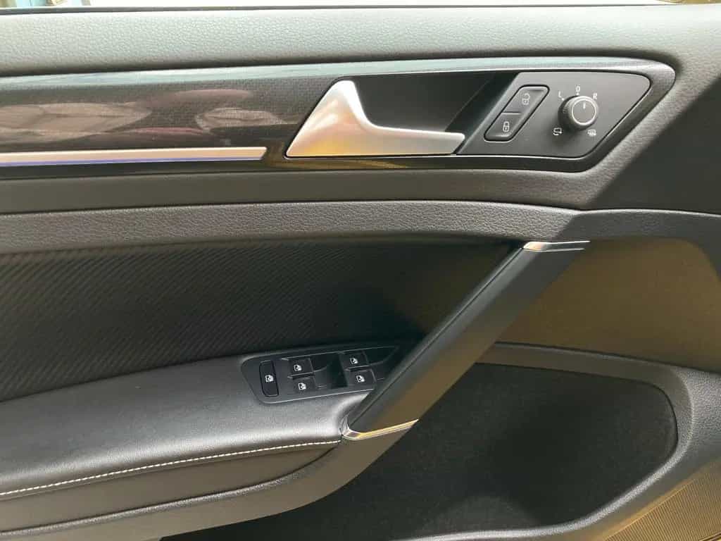 Volkswagen Golf VII R  4Motion/Akrapovic/Navi/R-Performance 09/2019-photo-14
