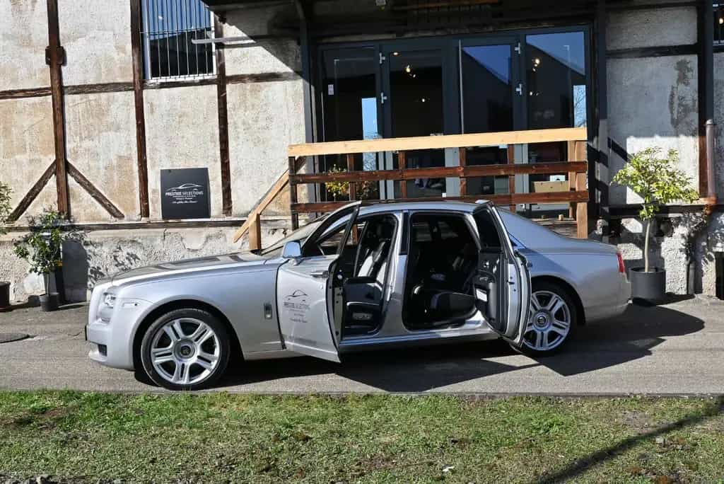 Rolls-Royce Ghost -S2/Panor/Topview/Assistpaket/Theatre Pak 05/2018-photo-12