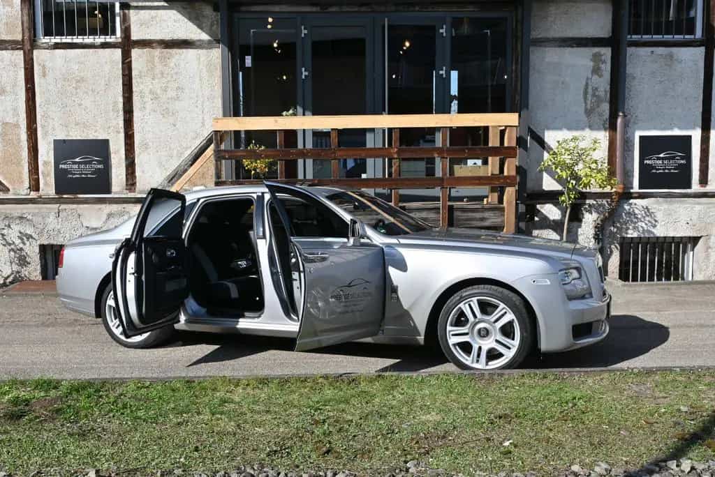 Rolls-Royce Ghost -S2/Panor/Topview/Assistpaket/Theatre Pak 05/2018-photo-27