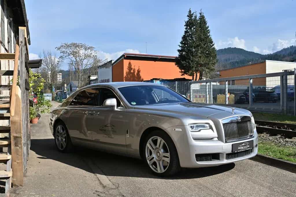 Rolls-Royce Ghost -S2/Panor/Topview/Assistpaket/Theatre Pak 05/2018-photo-28