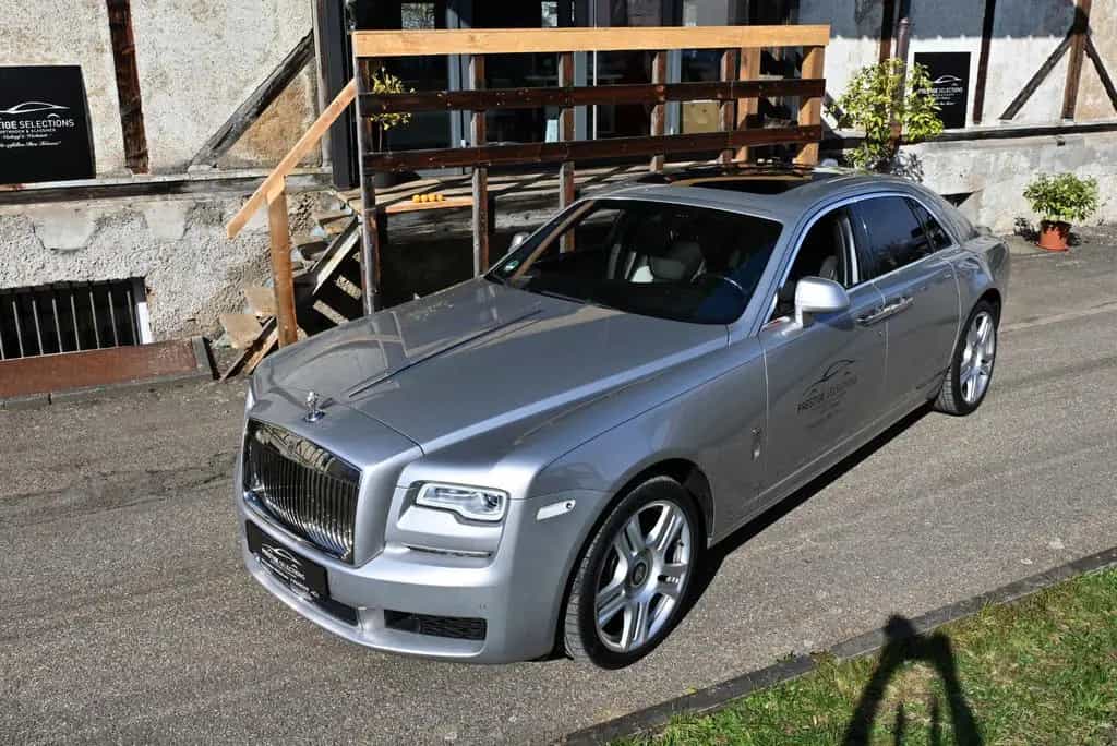 Rolls-Royce Ghost -S2/Panor/Topview/Assistpaket/Theatre Pak 05/2018-photo-32
