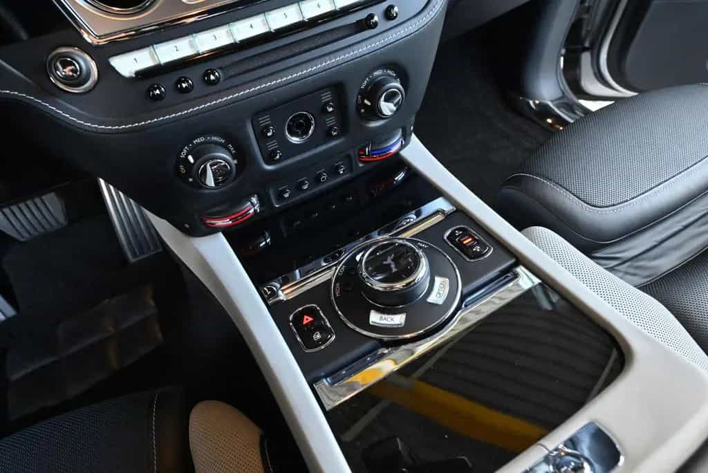 Rolls-Royce Ghost -S2/Panor/Topview/Assistpaket/Theatre Pak 05/2018-photo-33