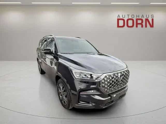 Ssangyong REXTON Blackline 2024 2.2D 8AT 4WD 5S 20 Felgen 01/2025-photo-3