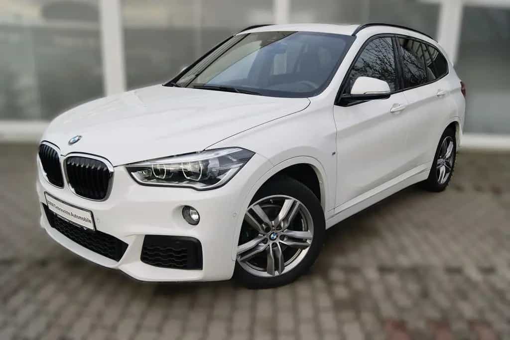 BMW X1 sDrive18i M-SPORT*NAVI*PANO*LED*PARKASS*SHZ* 10/2018-photo-1