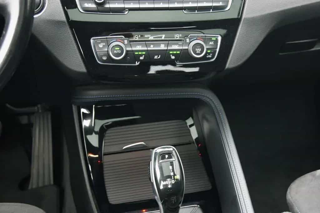 BMW X1 sDrive18i M-SPORT*NAVI*PANO*LED*PARKASS*SHZ* 10/2018-photo-19