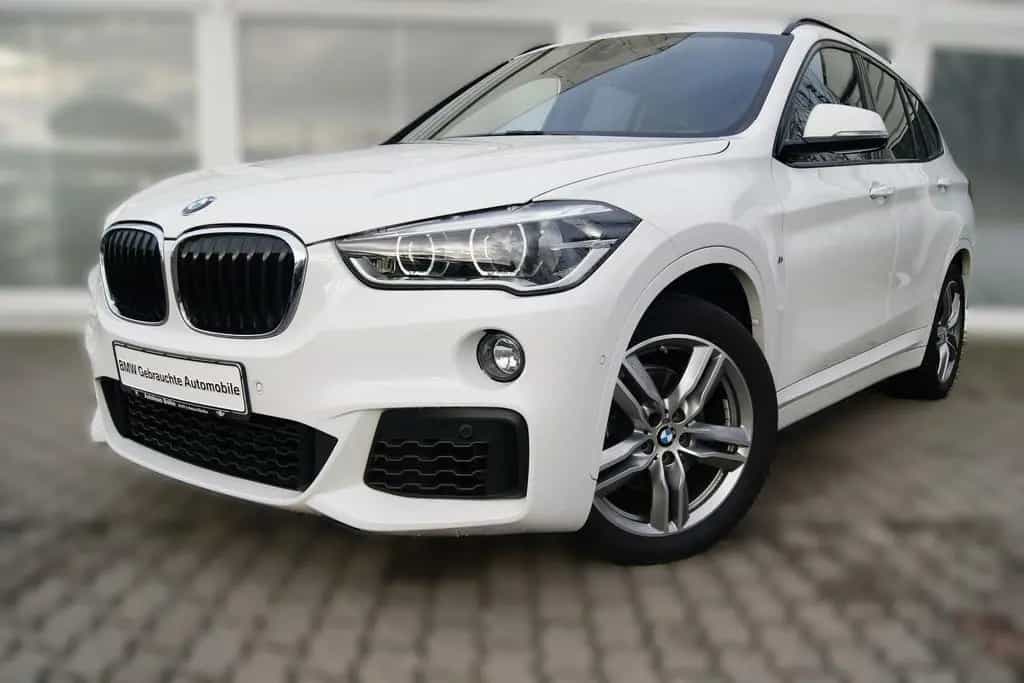BMW X1 sDrive18i M-SPORT*NAVI*PANO*LED*PARKASS*SHZ* 10/2018-photo-2