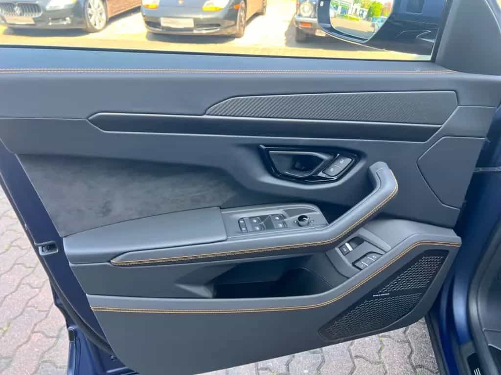 Lamborghini Urus S BIG CARBON/BI-COLOR ORANGE/MAGNO/Prod2024 07/2024-photo-13