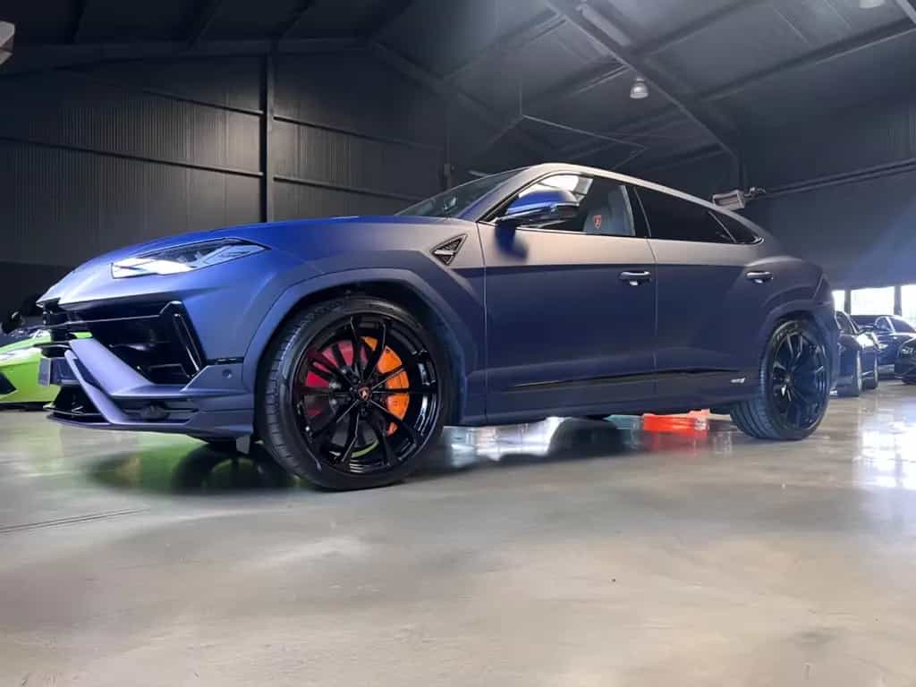 Lamborghini Urus S BIG CARBON/BI-COLOR ORANGE/MAGNO/Prod2024 07/2024-photo-28