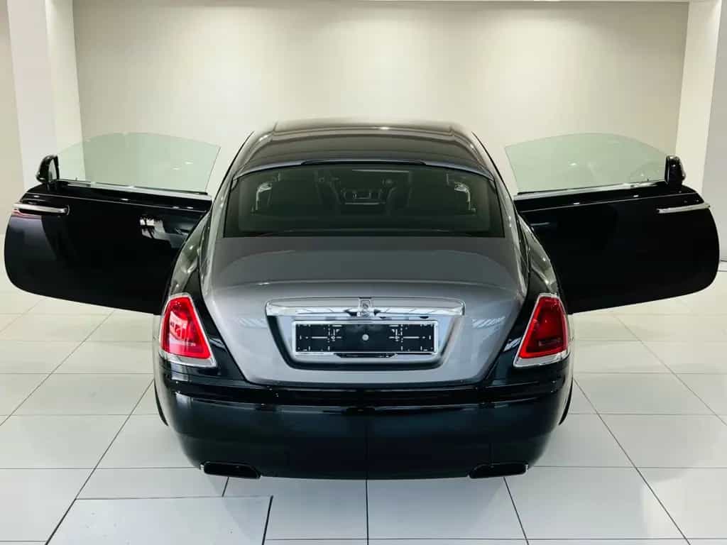 Rolls-Royce Wraith , Sternenhimmel, Unfallfr., Service n.V12 02/2015-photo-7