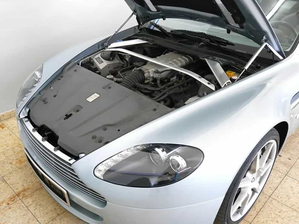 Aston Martin V8 Vantage 4.3l Roadster Dt. Ausfuerung/Wartung 04/2008-photo-22
