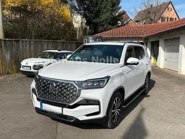Ssangyong Rexton 2.2 Diesel Sapp. 4WD AT, AHK, Trittbrett 07/2022-photo-0
