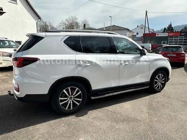 Ssangyong Rexton 2.2 Diesel Sapp. 4WD AT, AHK, Trittbrett 07/2022-photo-2